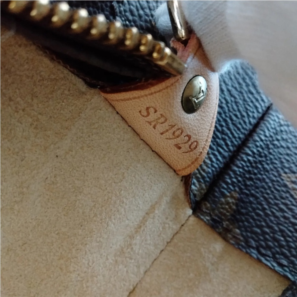 Louis Vuitton LV  Monogram  Brown Luco Shoulder Bag - Picture 10 of 15